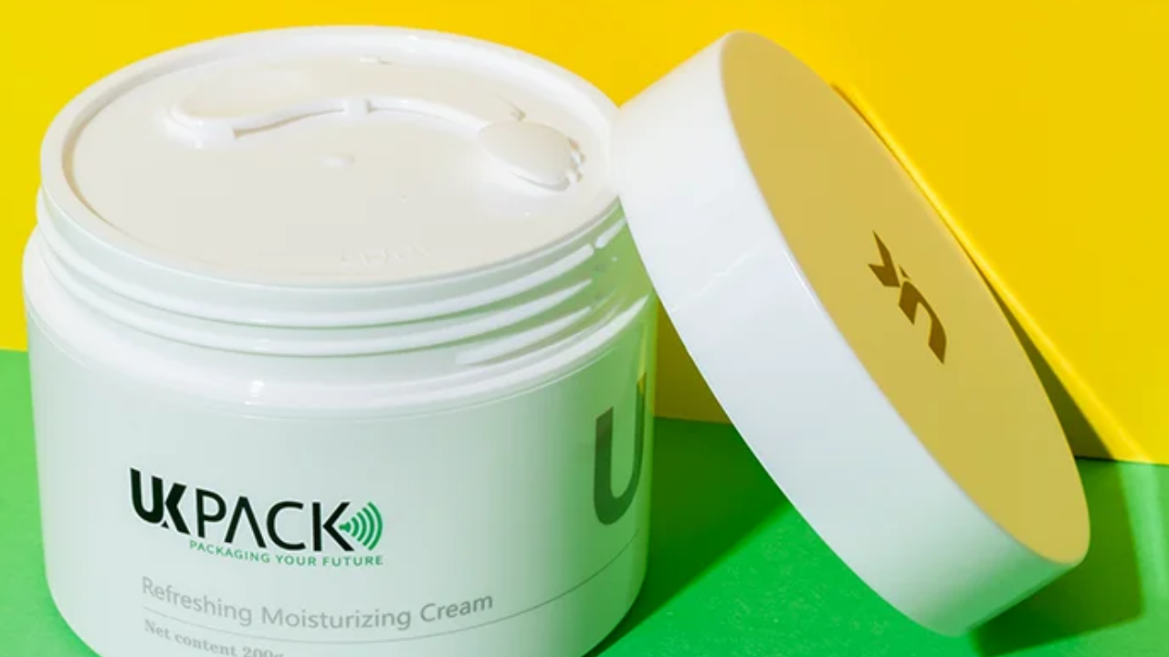 What Role Does Recycling Play In Environmentally Friendly Cosmetic Packaging?